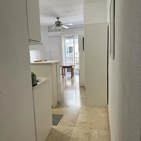 Estudio En Pleno Centro De * Malaga